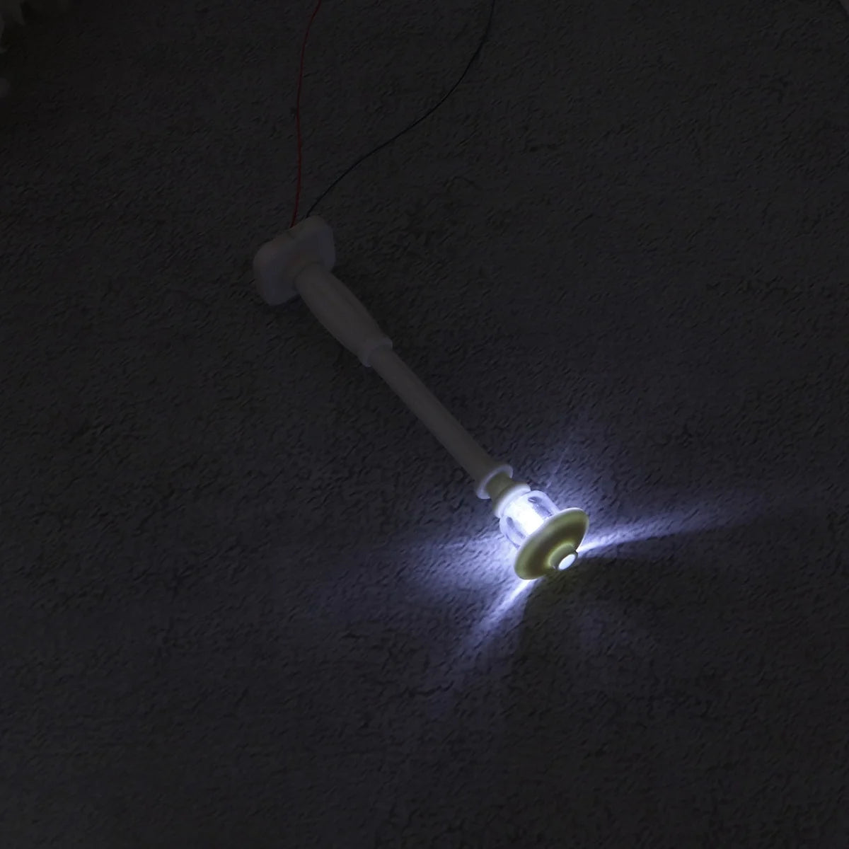6 Pcs Mini LED White Roller Skates Toe Caps T436564