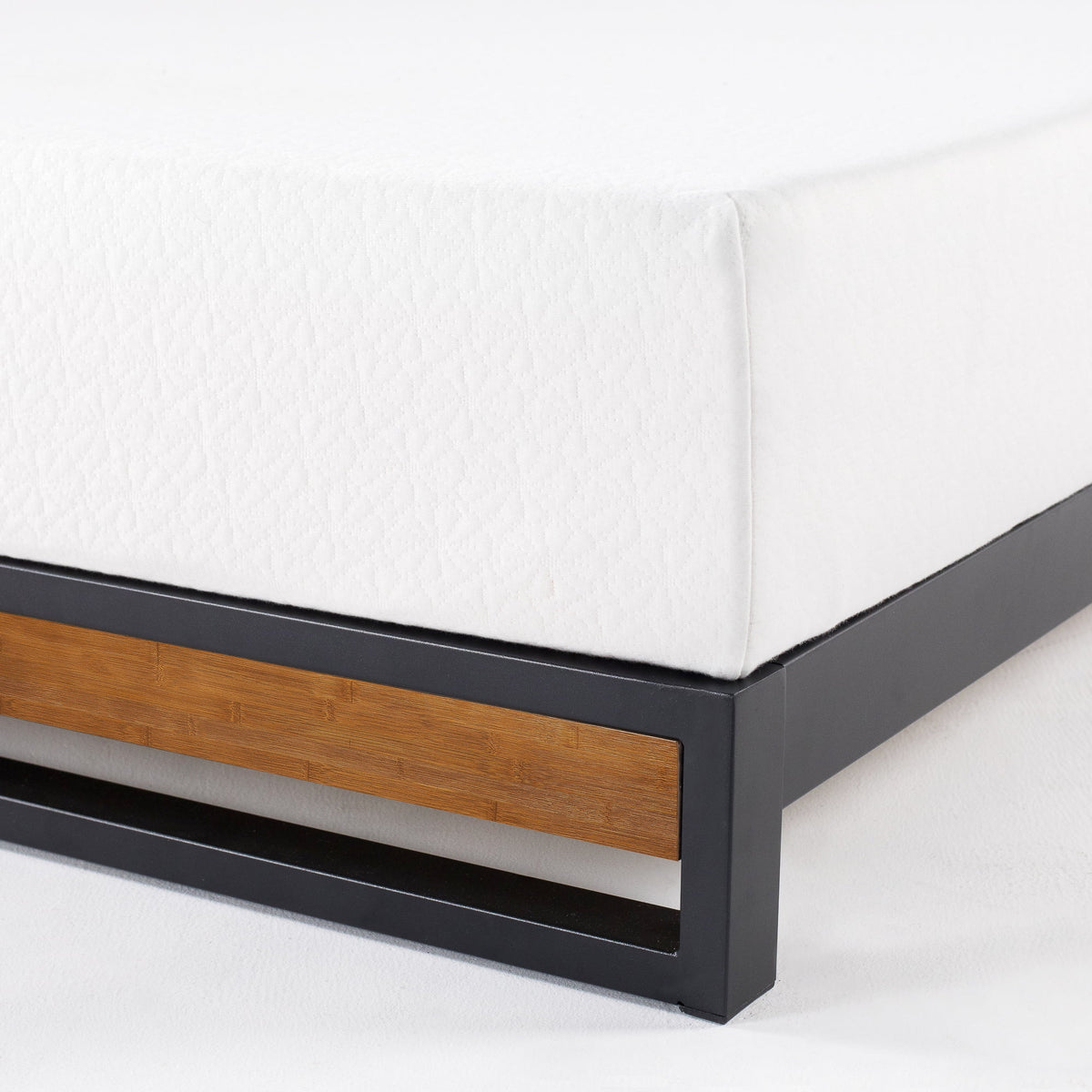 Queen Bamboo and Metal Platform Bed B17981
