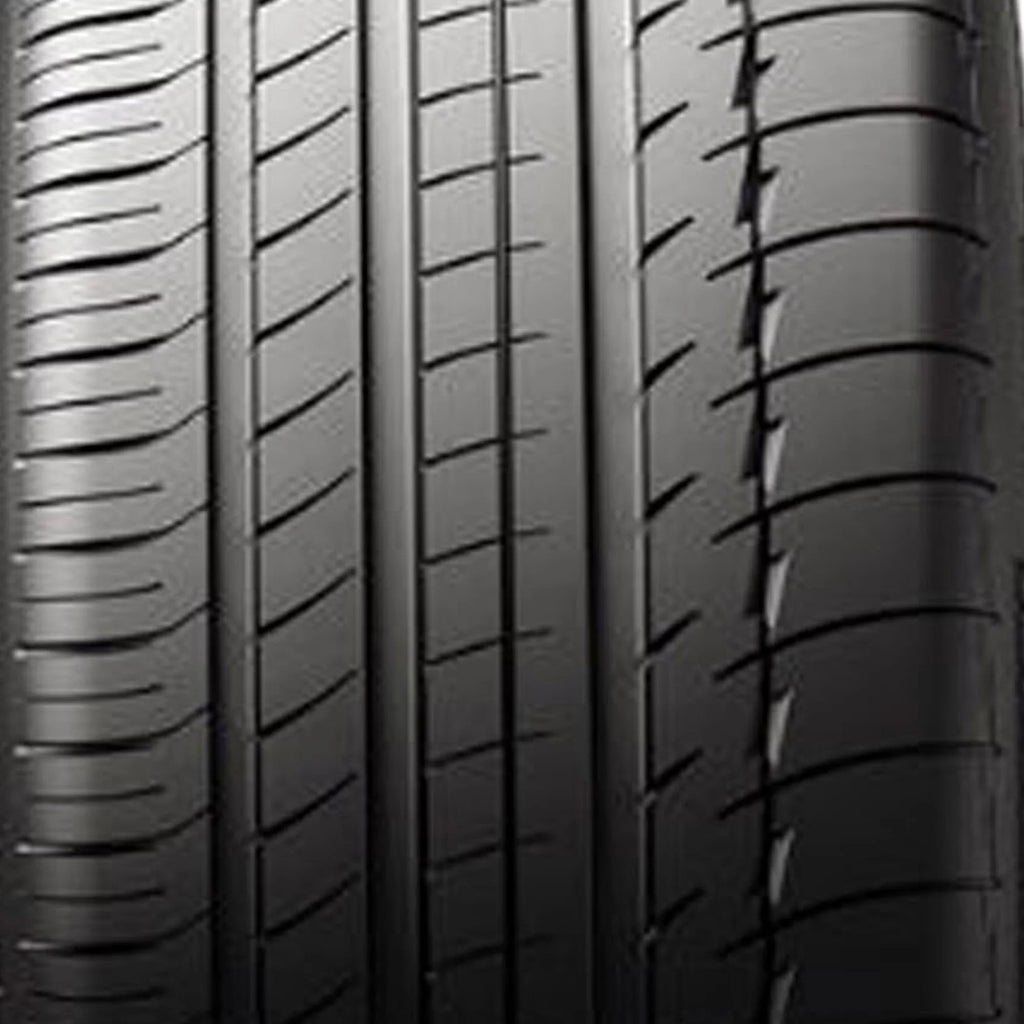 335/35ZR17 Passenger Tire N804