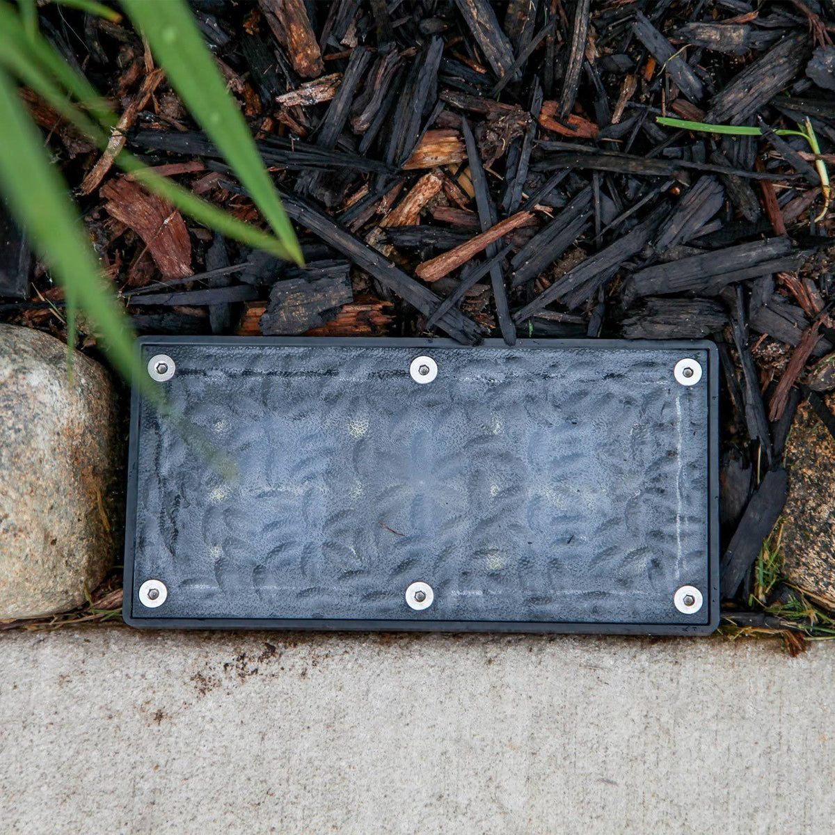12 Cool White Solar Brick Path Light E1467