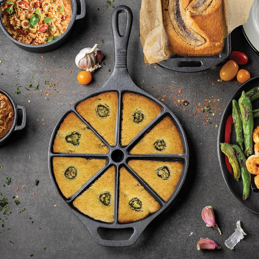 Round Cast Iron Corn Bread Skillet with Handle, 8.75" dia x 15.625" G3174