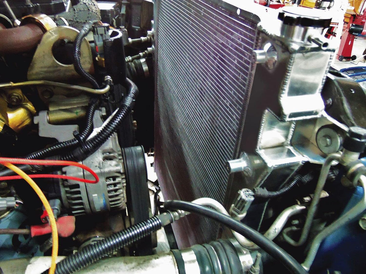 2 Rows Radiator Compatible For Dodge Ram 2500 Ram 3500 Chassis Cab 5.9L 6.7L Cummins 2003-2009 T254