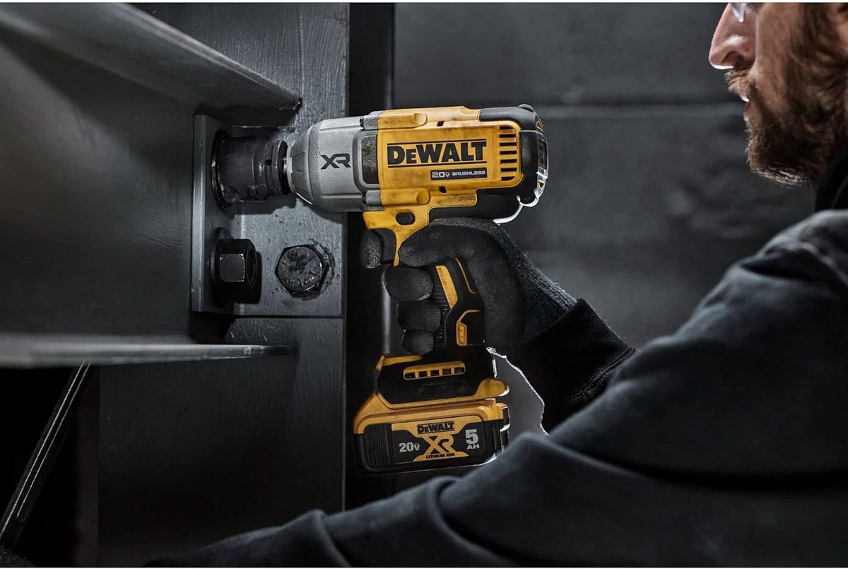 20V MAX Cordless Impact Wrench Kit, 1/2" Hog Ring U6805