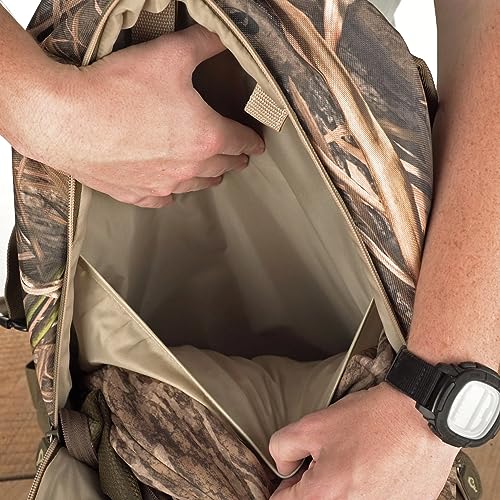 Camo Water-Resistant Hunting Daypack K80942