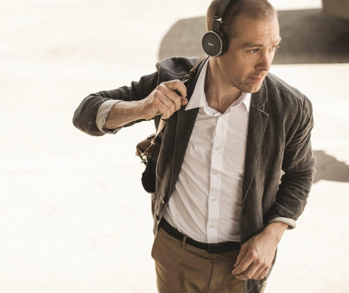 Black Noise-Canceling On-Ear Headphones Q708