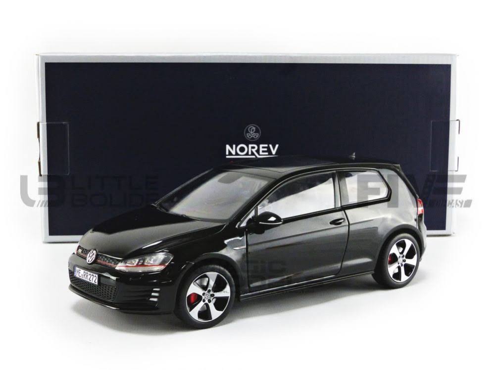 Black 1/18 Diecast Model Car P787013