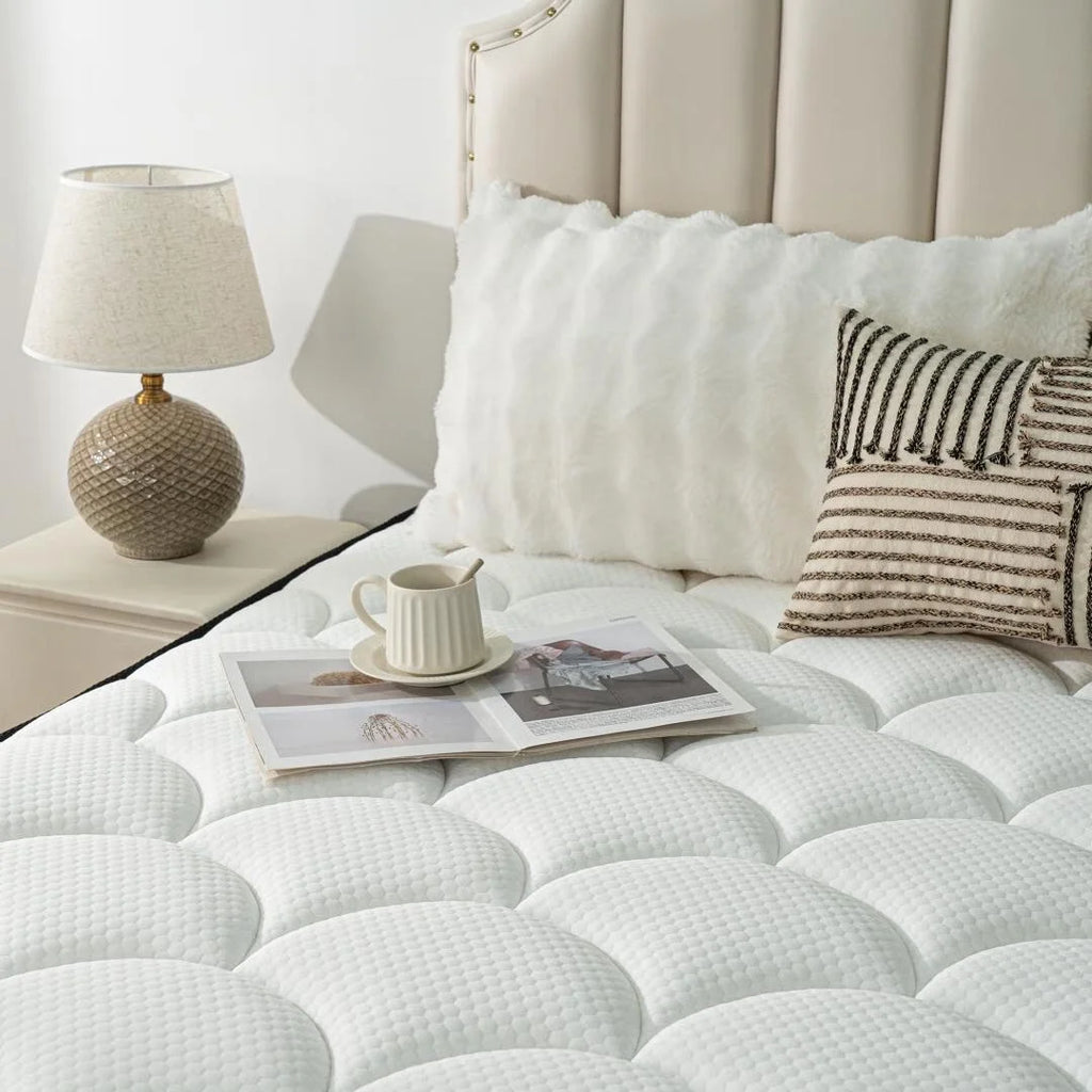 Queen Medium Hybrid Mattress N8617