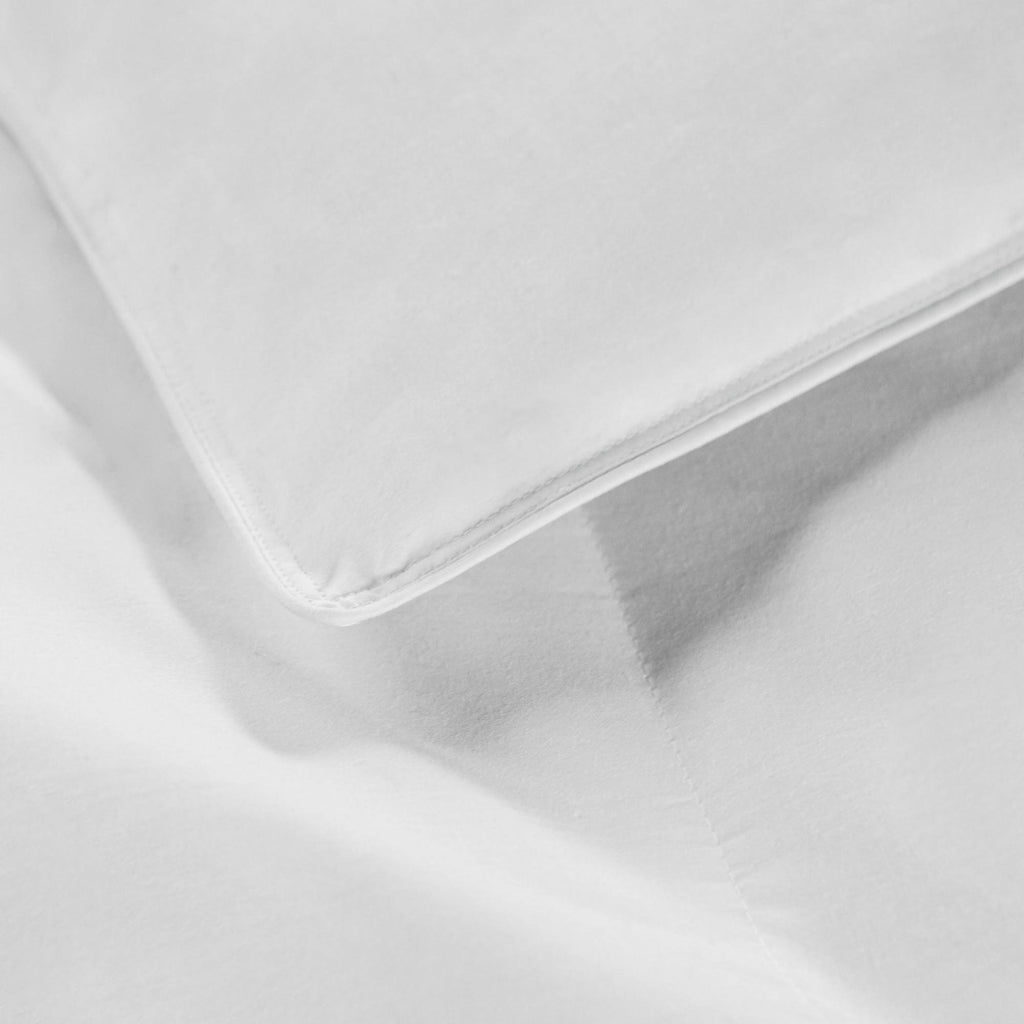 White Twin Comforter R199232