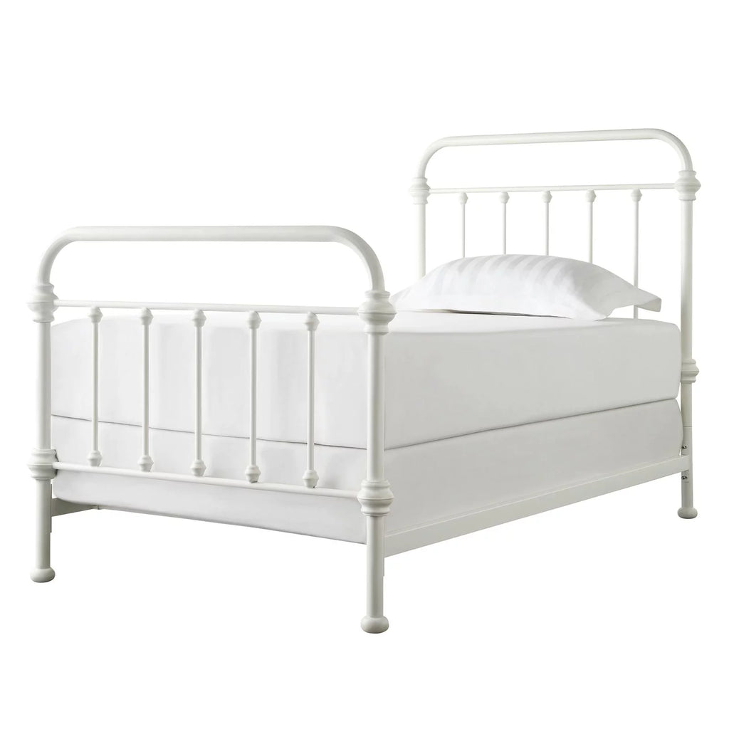 Queen Metal Bed Y672069