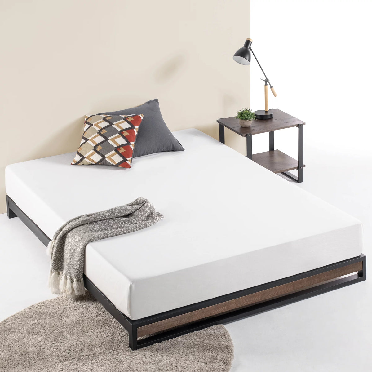 Queen Bamboo and Metal Platform Bed B17981